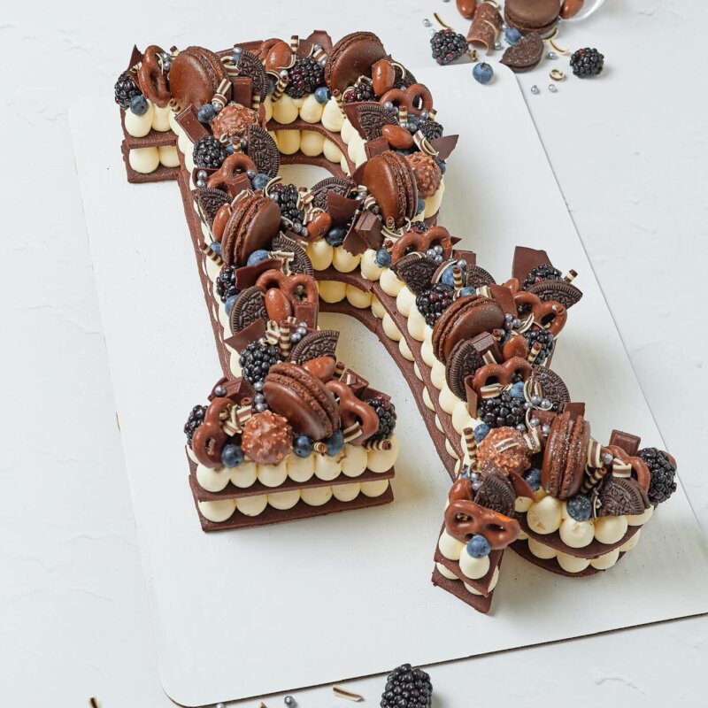 Number or Letter Cookie Cake – Flowerbake by Angela