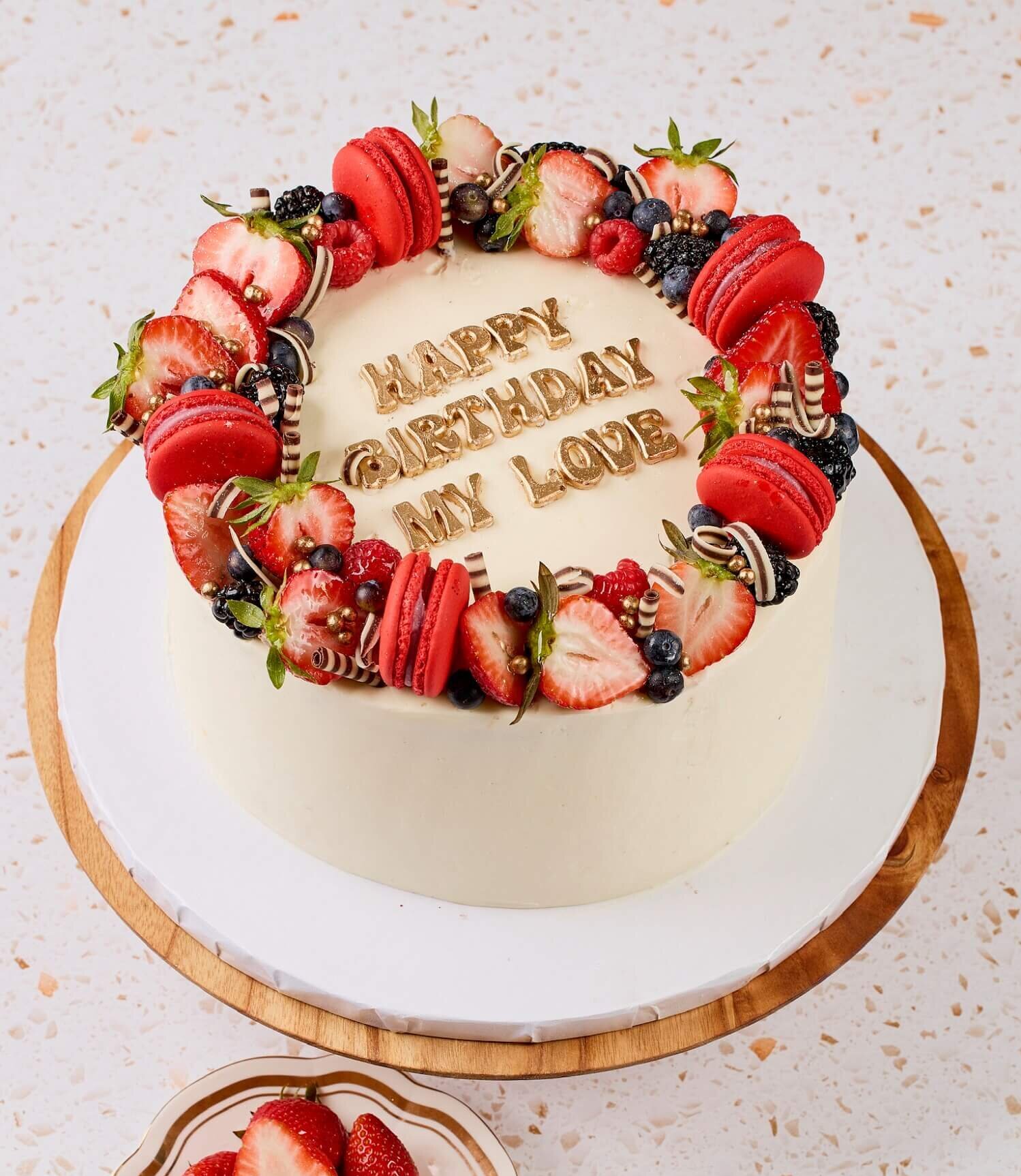 VERRY BERRY BIRTHDAY CAKE