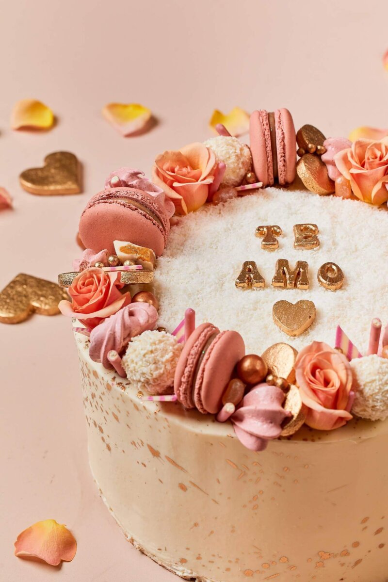 VALENTINE'S PINK & ROSE GOLD CAKE